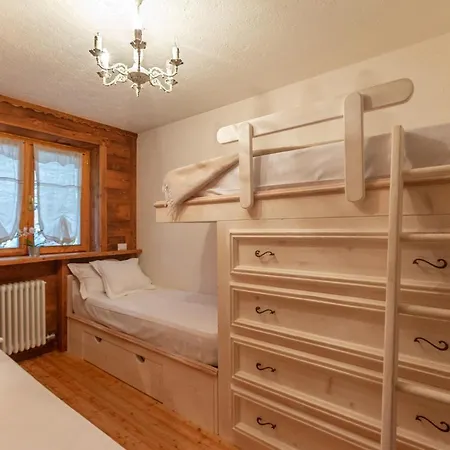 L'atelier Du Temps - Le Petit Refuge * Cogne