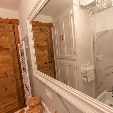 L'atelier Du Temps - Le Petit Refuge Apartment Cogne